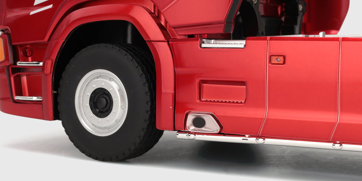 Huina Scania 770S mit Anhänger 1:18
