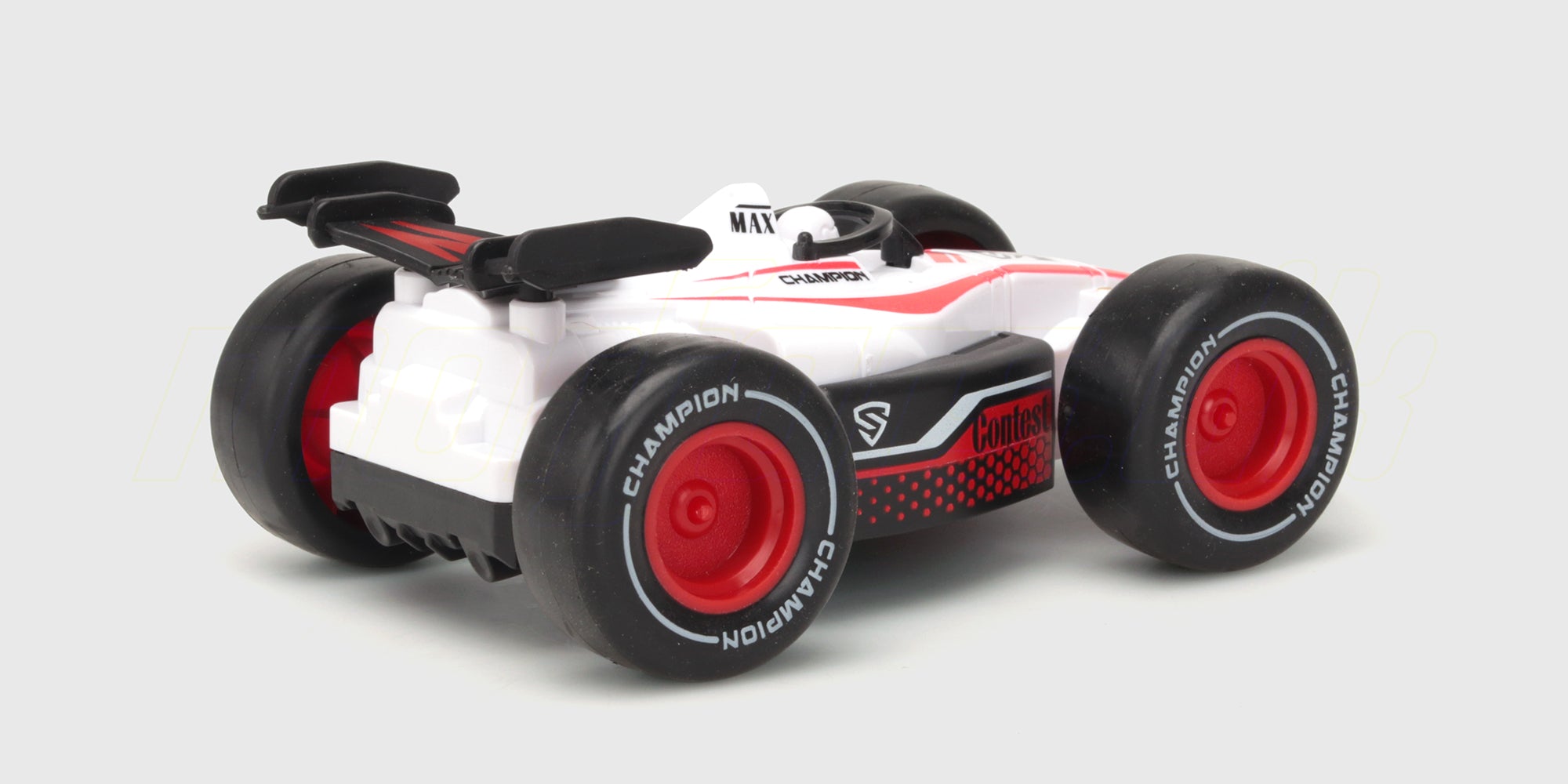 Super Racer friktionsbil i rød og gul plastik med store hjul til leg på gulvet.