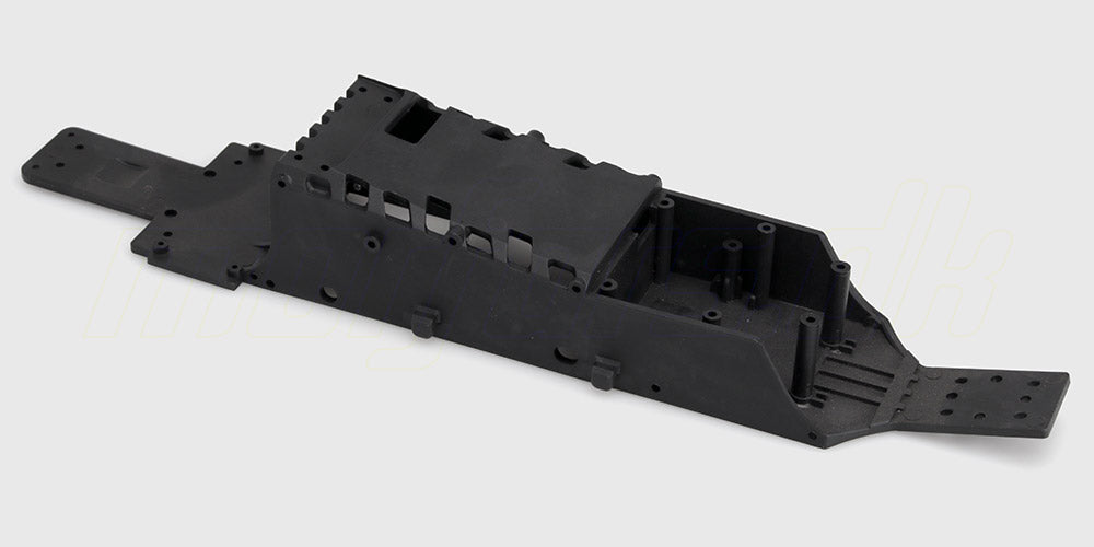 Sort Vortex chassis i plast til opbygning af en fjernstyret bil vist på hvid baggrund.