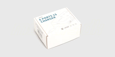 BetaFPV 6 Port 1S batterioplader med USB-C indgang til opladning af seks LiPo batterier samtidigt.