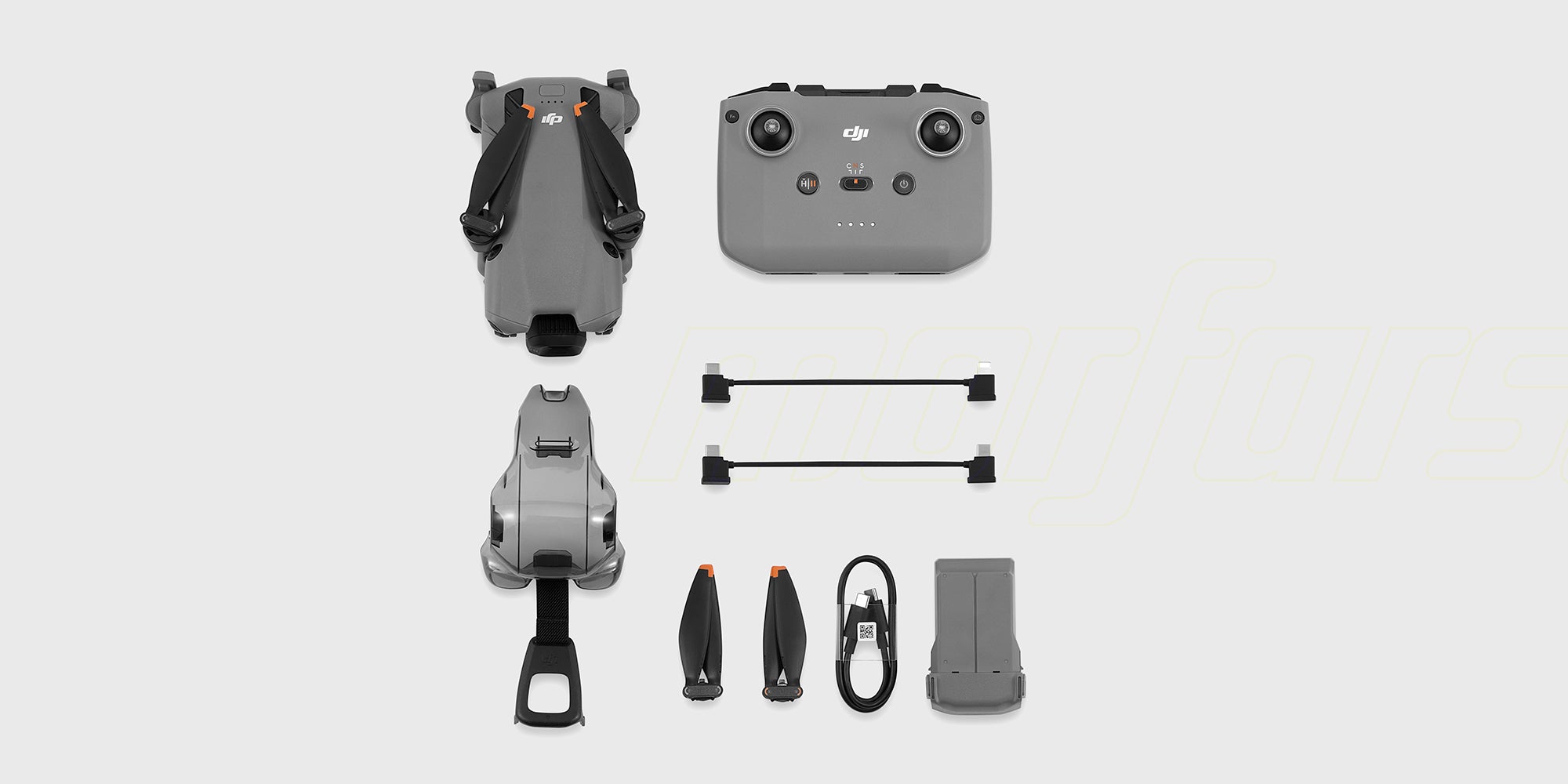 DJI Mini 5 Pro Standard kameradrone med udfoldede arme og propeller på hvid baggrund.