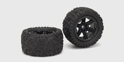 To sorte Hammer Wheels offroad-hjul med grove dækmønstre til fjernstyrede biler.