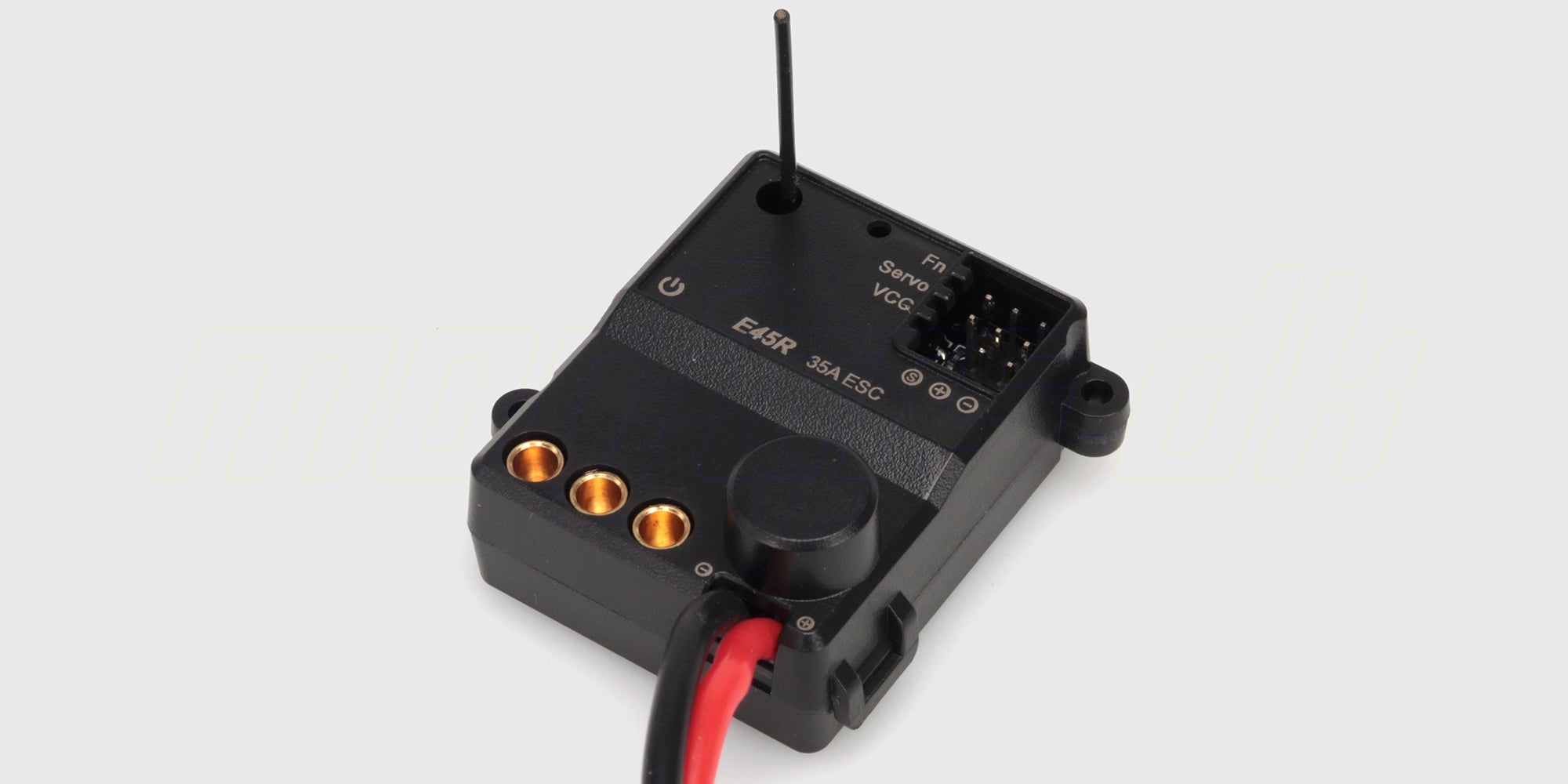 HyperGo Brushless SE ESC fartregulator med køleribber og ledninger til fjernstyret bil.