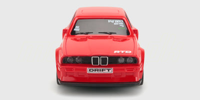 Grå Legend Drift fjernstyret driftbil i retro design set forfra på en hvid baggrund.