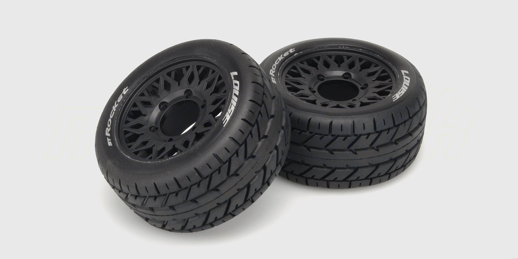 Sort ST-Rocket hjulsæt med Louise RC dæk og hvide logoer vist på hvid baggrund.