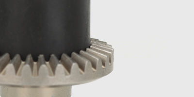 HyperGo Super HD differential i metal med tandhjul til MJX fjernstyret bil vist på hvid baggrund.