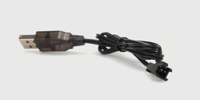 Sort USB-oplader med JST-SMP stik til 3,7V batterier til fjernstyrede biler.