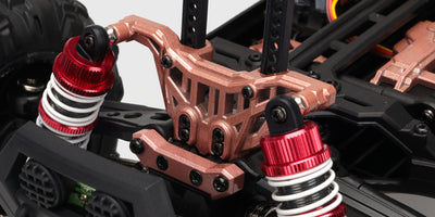 XLH Race Truck chassis uden karrosseri viser den børsteløse motor og affjedring tæt på.