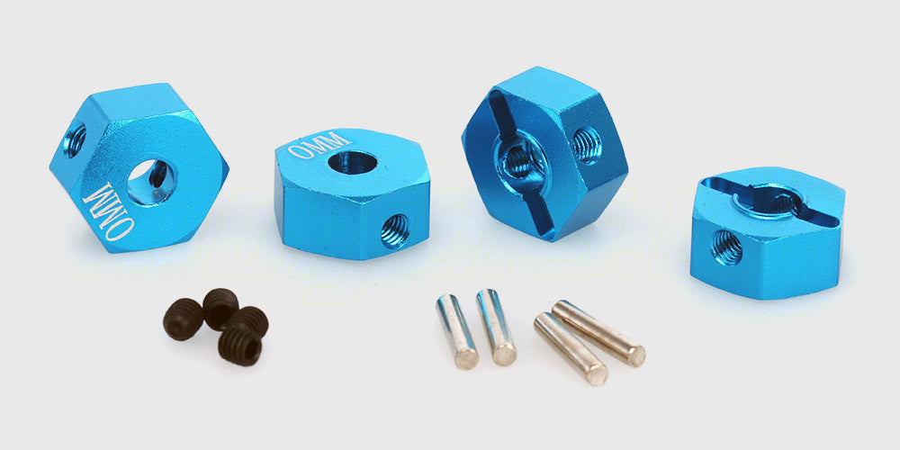 Blå 12mm hex-medbringere i aluminium med pinolskruer og splitter til montering af hjul på fjernstyret bil.