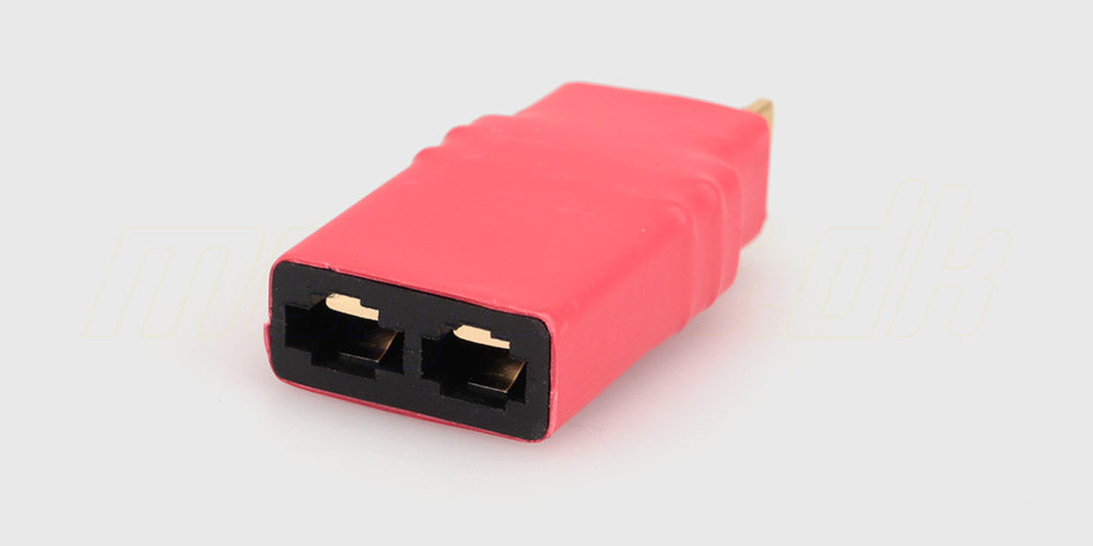 Nærbillede af sort adapterkabel med TRX hunstik og Deans T-stik han til fjernstyrede biler.