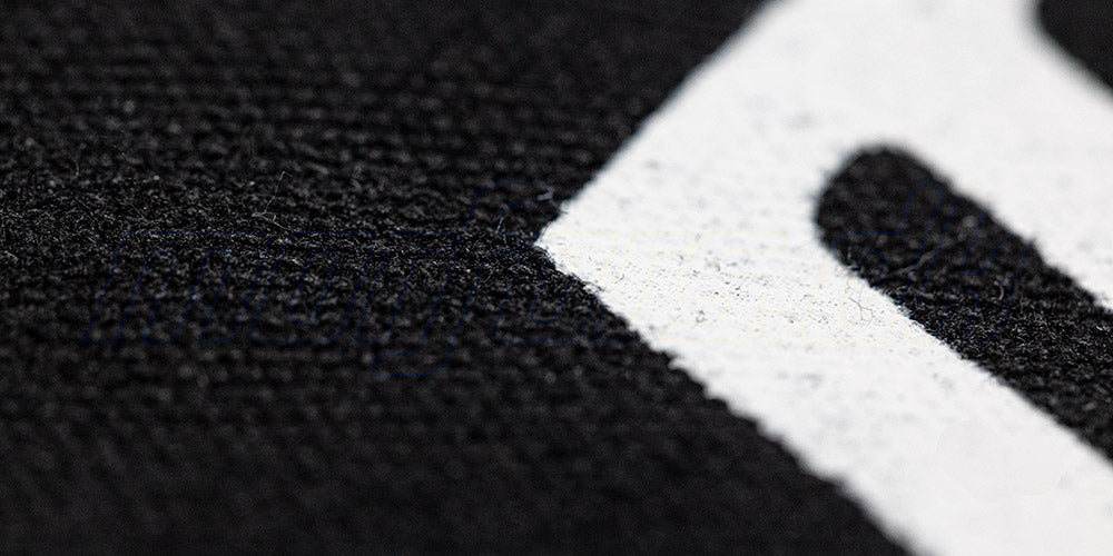 Klassisk hvid Morfars.dk mulepose i kraftigt stof med grønt logo til opbevaring af dit grej.