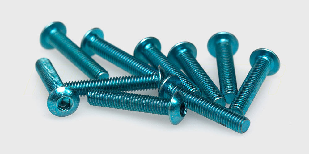 Blå eloxerede M3x16 mm selvskærende skruer med sekskantet hoved til fjernstyrede biler.