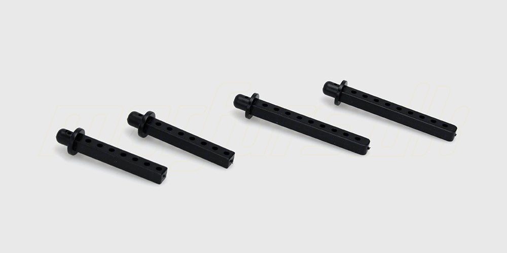 Sorte karrosseritårne i plast til montering af front og bagende på en fjernstyret bil.