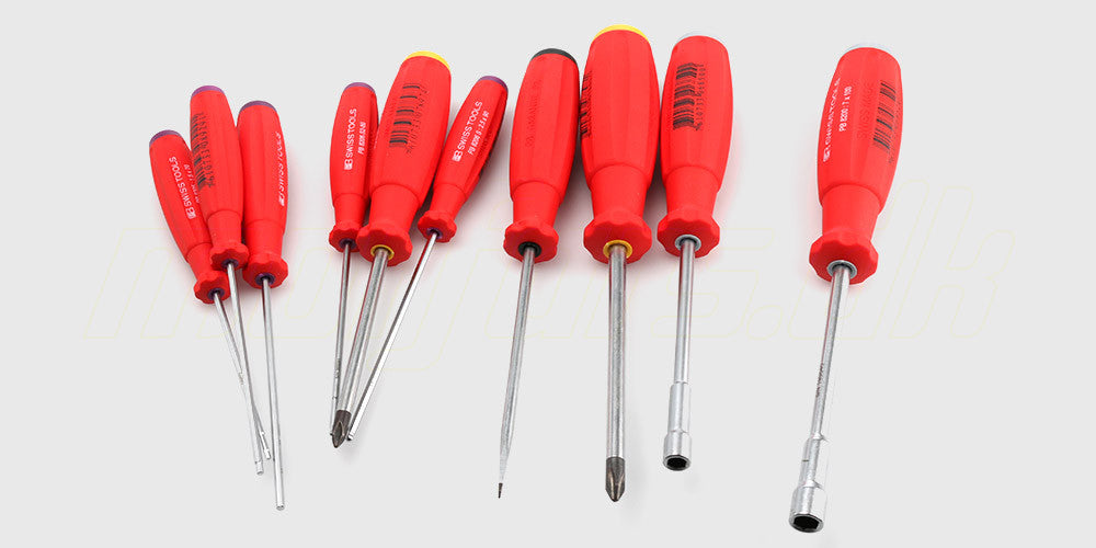 SwissGrip skruetrækker med unbraco kuglehoved og ergonomisk rødt håndtag fra PB Swisstools til præcisionsarbejde.